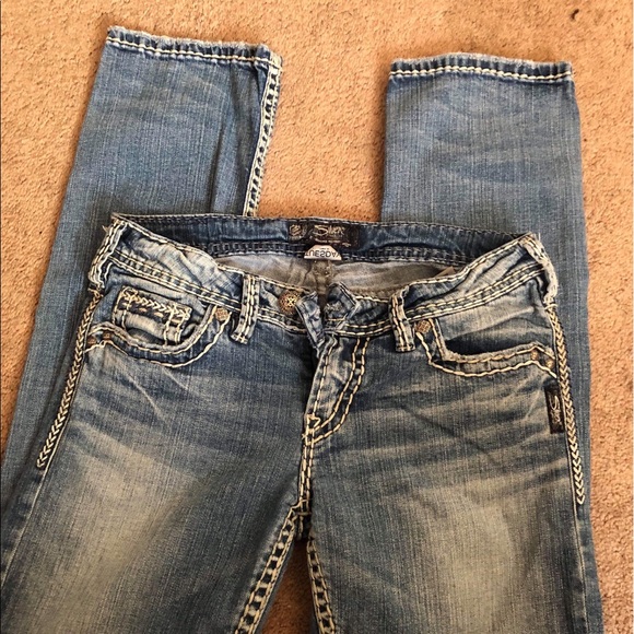 Silver Jeans - Picture 2 of 2